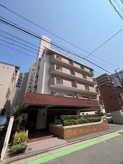 朝日プラザ大濠の外観