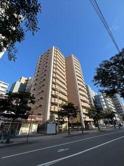 藤和シティコープ平尾駅前の外観