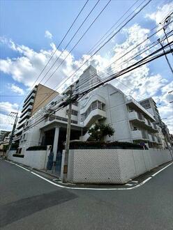 コープオリンピア高砂の外観