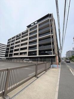 ファーネスト千早駅南ルクシア