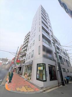 新根岸拾番館の外観