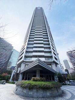 キャピタルマークタワーの外観