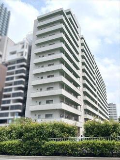 アルテール新宿の外観