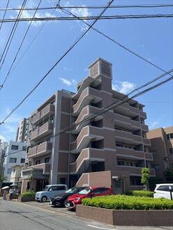 コアマンション別府の外観