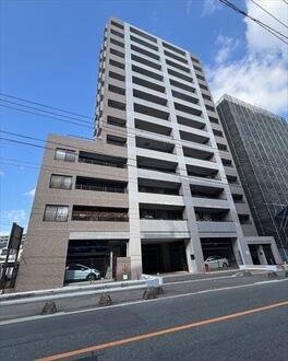 藤和平尾山荘ホームズの外観