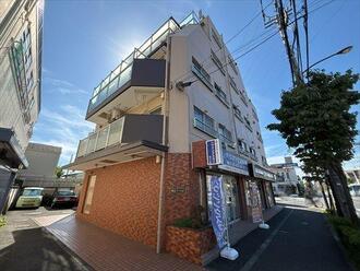 狛江マンションの外観
