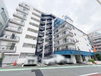 秀和番衆町レジデンスの外観