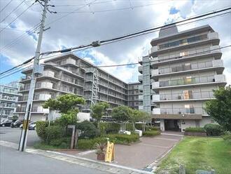 ネオコーポ太秦の外観
