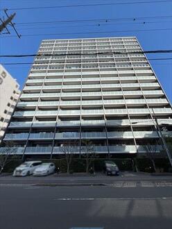 シティハウス東京森下の外観