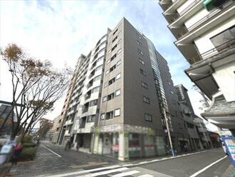 グランドパレス御池の外観