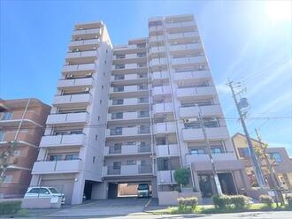 マルベリー小牧の外観