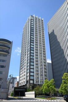 ブリリアタワー名古屋グランスイートの外観