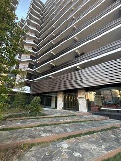 レーベン名古屋松重町　ＧＲＡＮＤ　ＡＵＢＥの外観