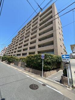 ブライトンヒルズ藤崎の外観