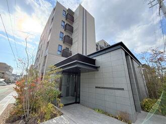 プラウド西宮北口の外観