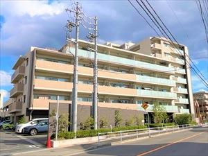 サンメゾン野並サウスヒルズアベニューの外観