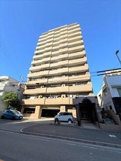 ライオンズマンション東別院第二の外観