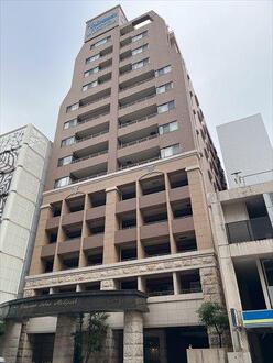 プレサンス栄メディパークの外観