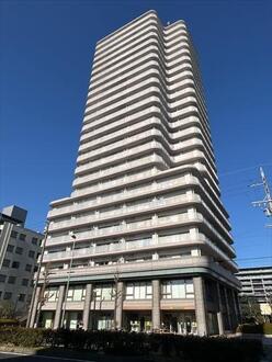 アンビックス志賀ストリートタワーの外観