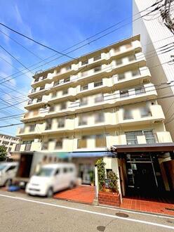 朝日プラザ新今宮の外観