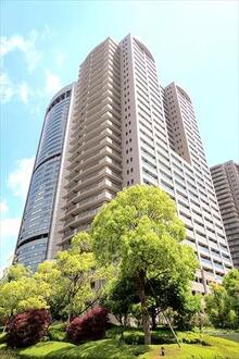 ＯＡＰレジデンスタワー　西館の外観