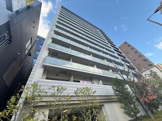 イニシアブランなんばの外観