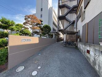 青木グリーンハイツの外観