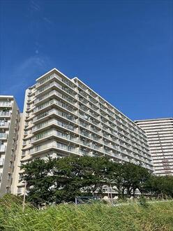 多摩川芙蓉ハイツの外観