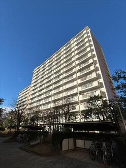 品川八潮パークタウン潮路東ハイツの外観