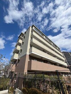 パーク・ハイム千里津雲台の外観