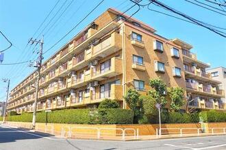ライオンズマンション成増の外観