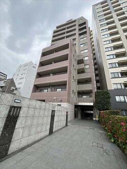 ダイアパレス市ヶ谷北町の外観