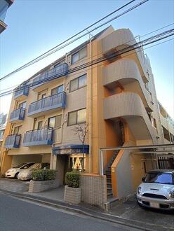 ベルクレール幡ケ谷の外観