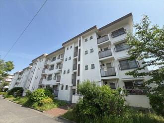 新金岡三丁壱番住宅第参棟の外観