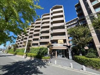 グリーンコーポ園田の外観