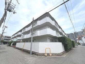 シャルマンコーポ塚口の外観