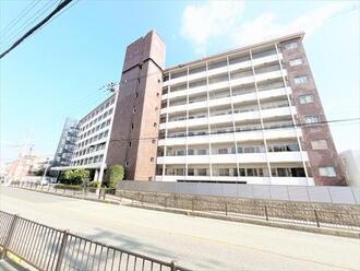 上野ハイツの外観