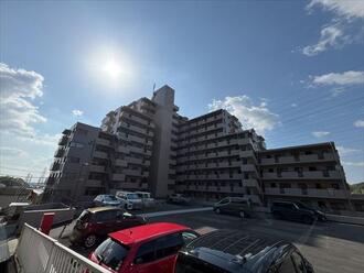 高槻グランドハイツの外観