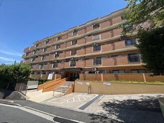 ダイアパレス東寺尾第三の外観