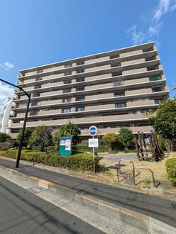 コスモ平井パークビューの外観