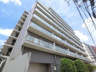 三軒茶屋シティハウスの外観
