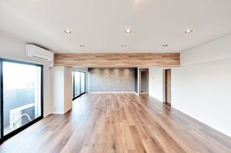 サニーハイム金閣寺の外観