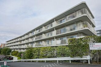 宮前平パームハウスA棟の外観