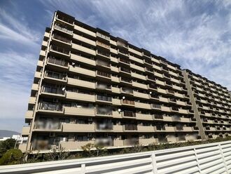 ラ・ヴェール芦屋ＩＩＩ６号棟の外観