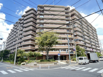 フォルスコート川口上青木の外観