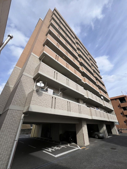 シャトレ愛松千代田橋の外観