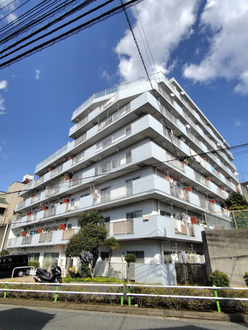 マンション東武練馬の外観