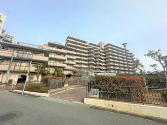 須磨白川台レックスマンションの外観