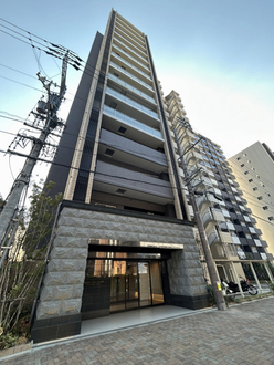 プレサンスロジェ金山セリエの外観