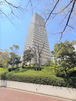 須磨パークヒルズＣ棟の外観